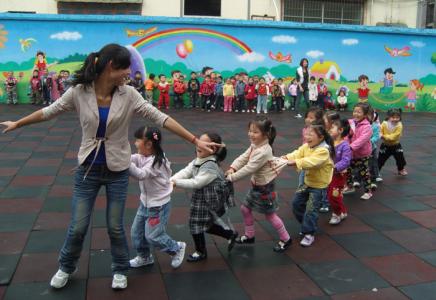 重庆热门专业学前教育专业就业前景好不好,重庆幼儿师范学校